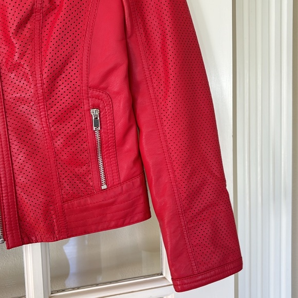 Gerry Weber red leather jacket - Picture 6 of 9